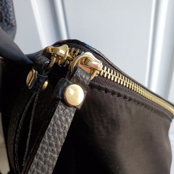 Tutilo Purse/Backpack - Picture 3 of 4